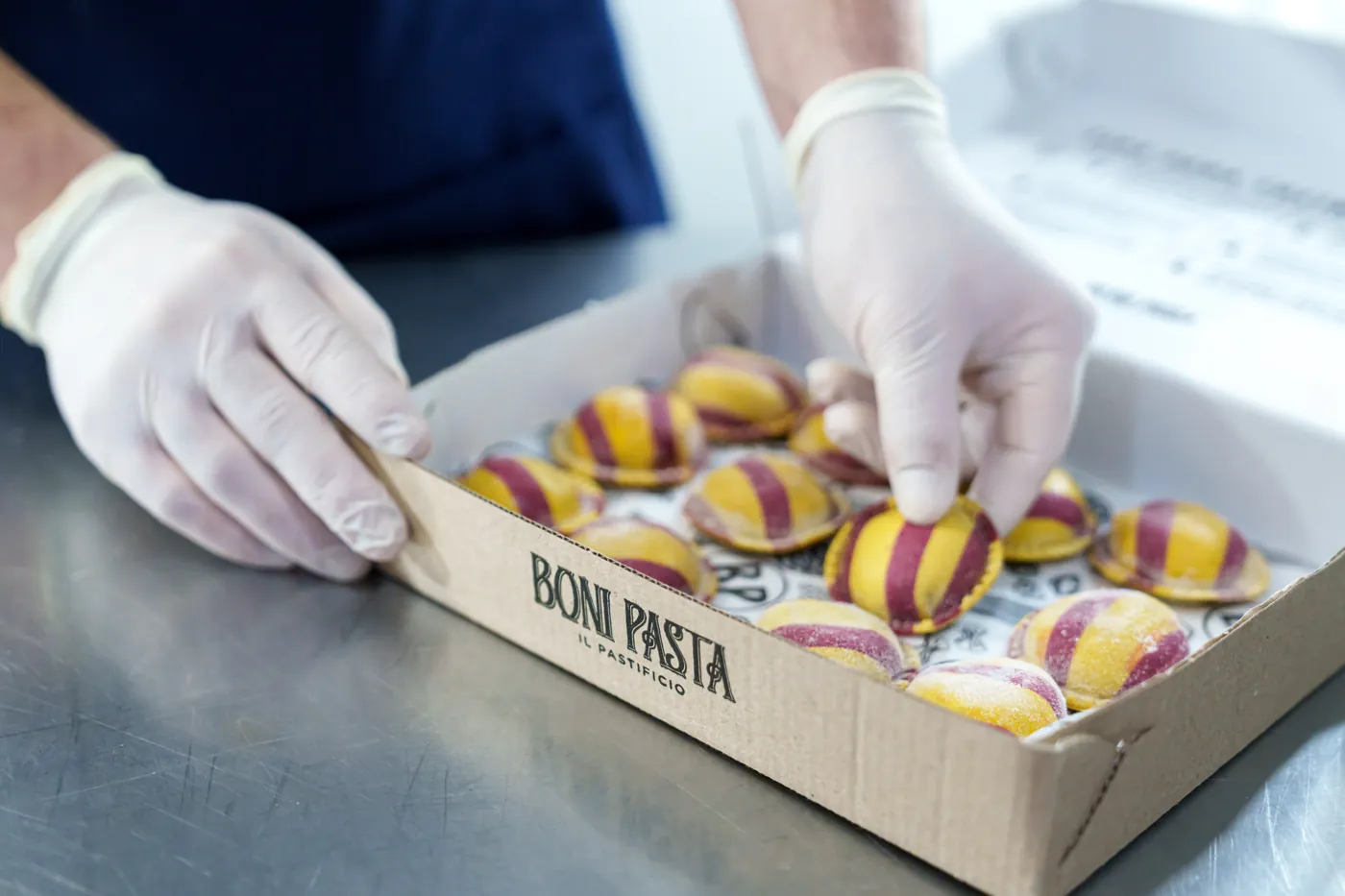 Sorrentinos bicolor listos en su caja